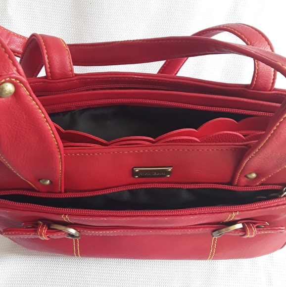 Red Ladies bag - Picture 4 of 16